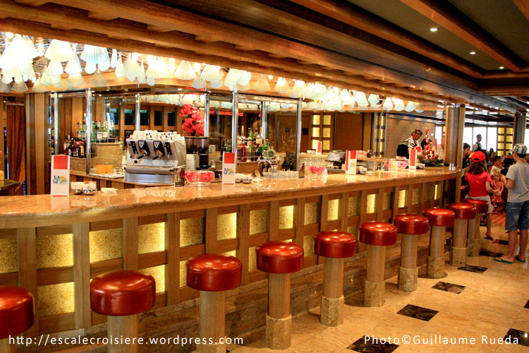 Costa Favolosa - Bar