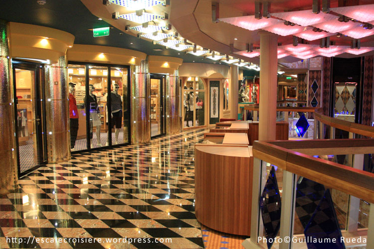 Costa Favolosa - Boutique