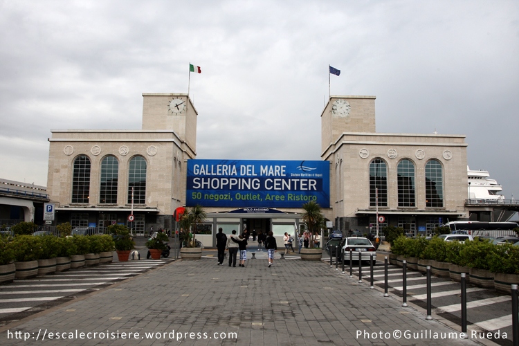 Gare maritime de Naples
