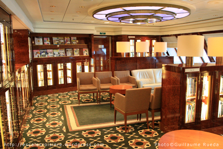 Queen Mary 2 - Bibliothèque