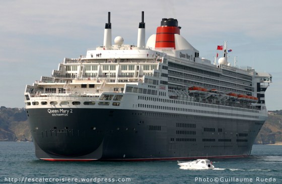 Queen Mary 2 - Guernesey
