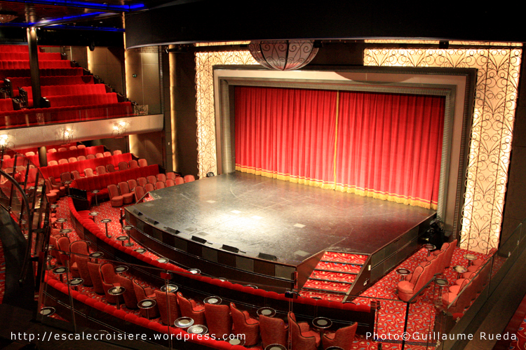 Queen Mary 2 - Théâtre