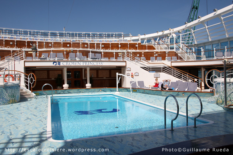 Crown Princess - Piscine Calypso
