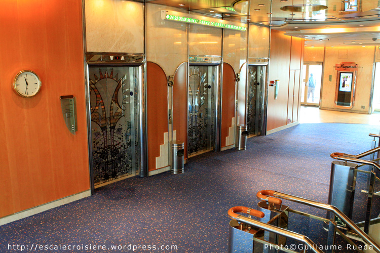 Ascenceurs - Vision of the Seas