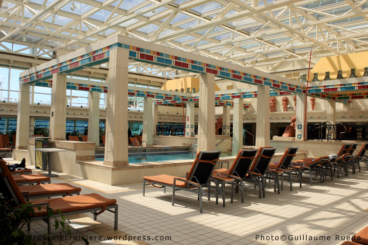 Piscine Intérieure - Vision of the Seas