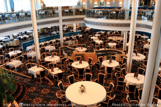Restaurant Aquarius - Vision of the Seas