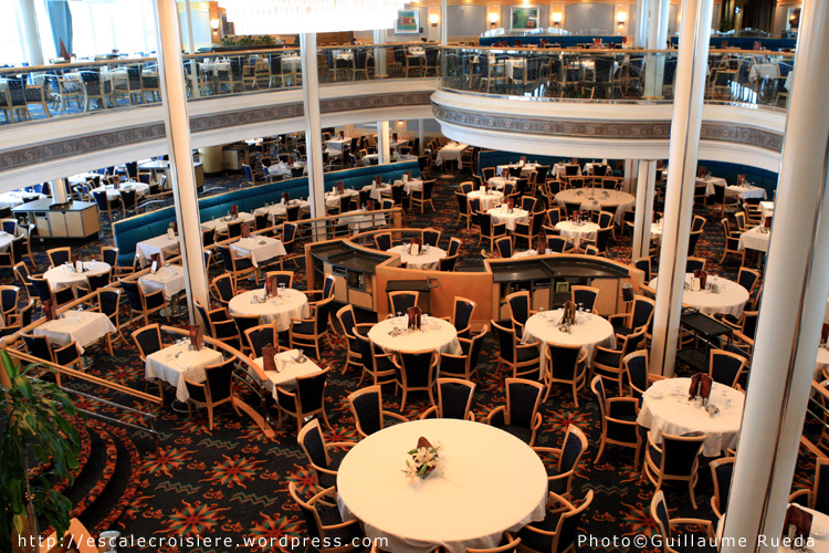 Restaurant Aquarius - Vision of the Seas