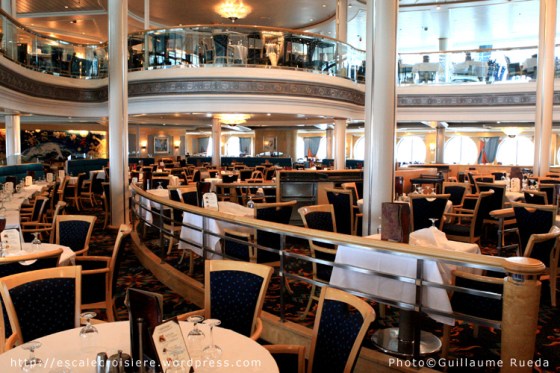 Restaurant Aquarius - Vision of the Seas