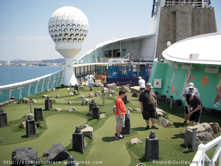 Liberty of the Seas - Mini golf