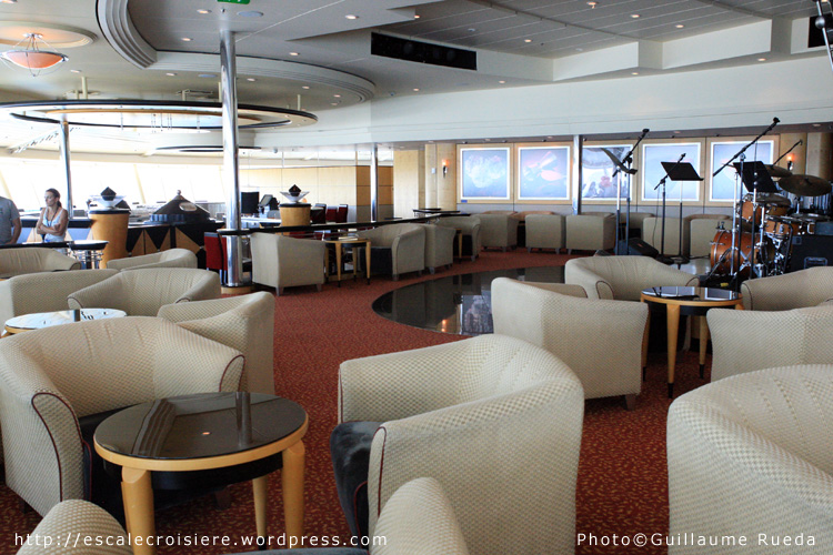 Liberty of the Seas - Olive or Twist Martini Bar