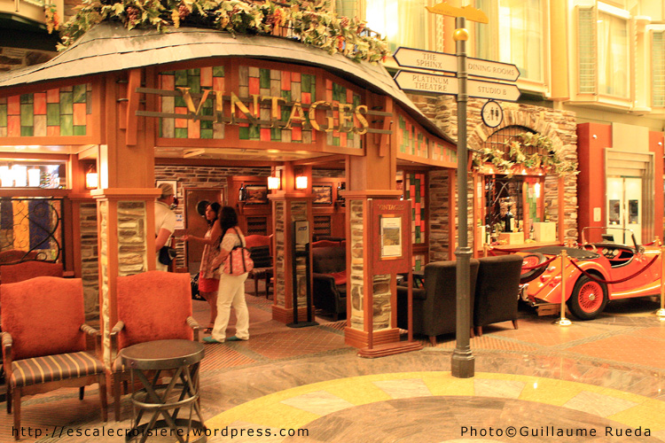 Liberty of the Seas - Vintage bar à vin