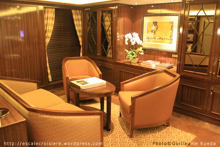 Royal Princess - Concierge Lounge