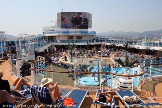 Royal Princess - Movies under the stars