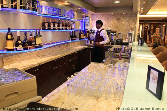 Royal Princess - Princess Live Café