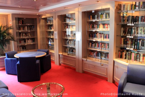 MSC Opera - Bibliothèque