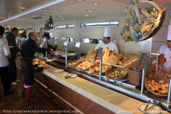 MSC Opera - buffet
