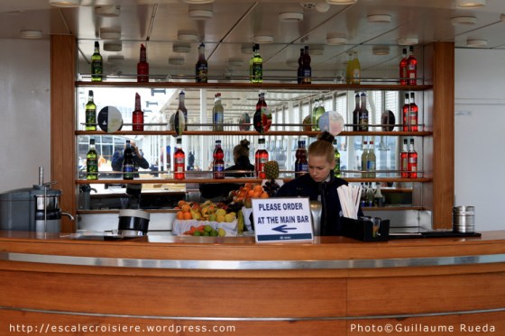 MSC Opera - Lo Spinnaker pool bar