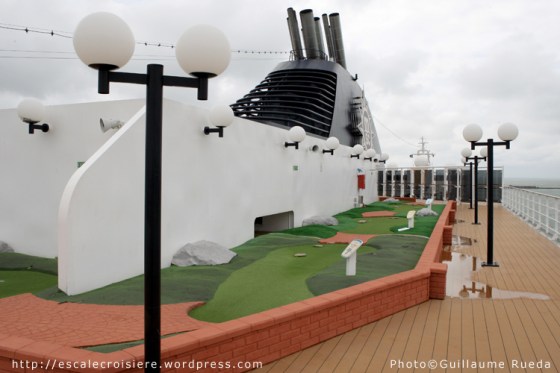 MSC Opera - Mini golf