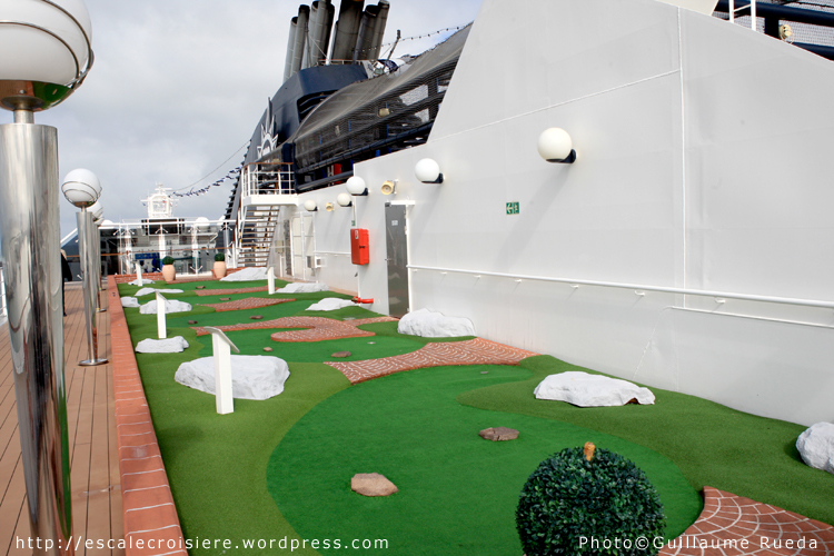 MSC Musica - Mini golf