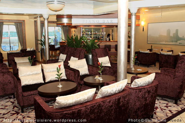 Europa - Atrium - Piano bar