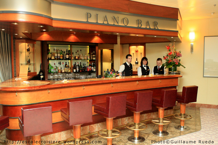 Europa - Atrium - Piano bar