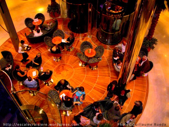 Costa Victoria - Atrium