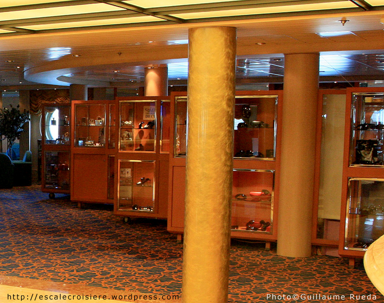 MSC Armonia - Boutique