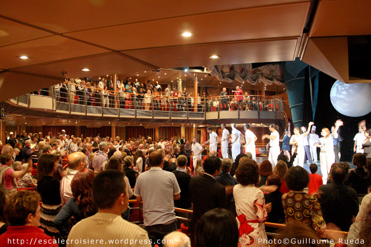 Costa Victoria - Théâtre - Salle spectacle