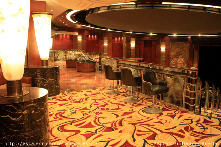 Queen Mary 2 - Illuminations - Le Planétarium