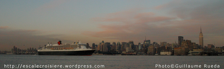 Queen Mary 2 - New York avril 2005