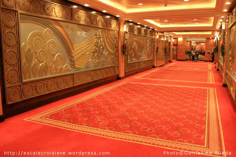 Queen Mary 2 - oeuvre d'art