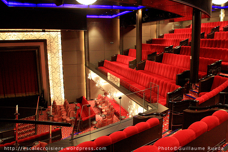 Queen Mary 2 - Royal Court Theater