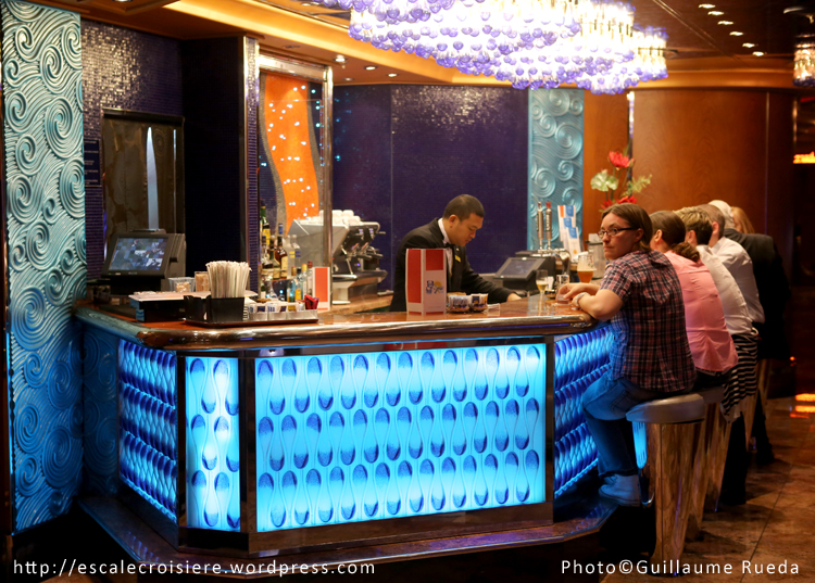 Costa Luminosa - Bar Lounge Virgo