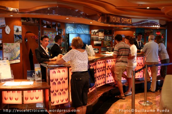Costa Luminosa - Bureau des excursions
