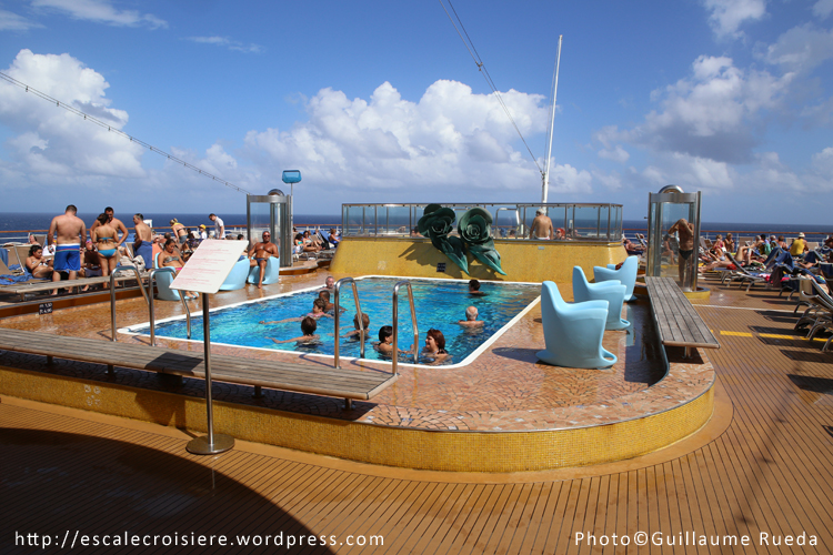 Costa Luminosa - Piscine Lido Delphinus