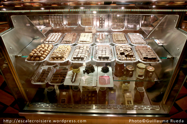 Costa Luminosa - Sirius Café