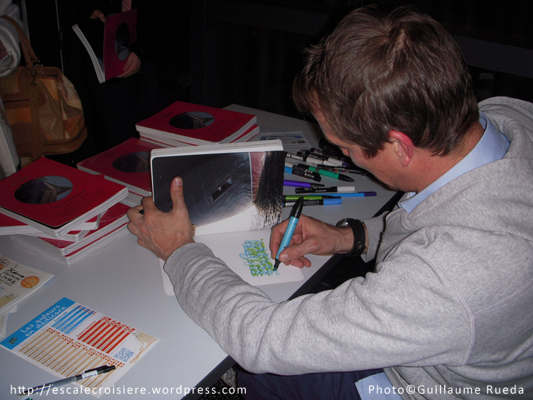 Queen Elizabeth - Les Aventures d'un Gentleman Voyageur - Simon Allix