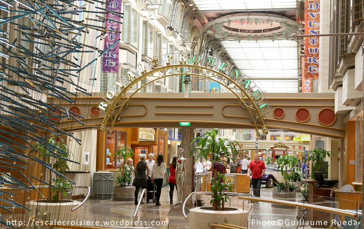 Adventure of the Seas - Royal Promenade