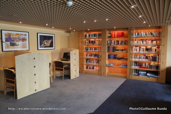 Costa neoRiviera - Bibliothèque - Internet