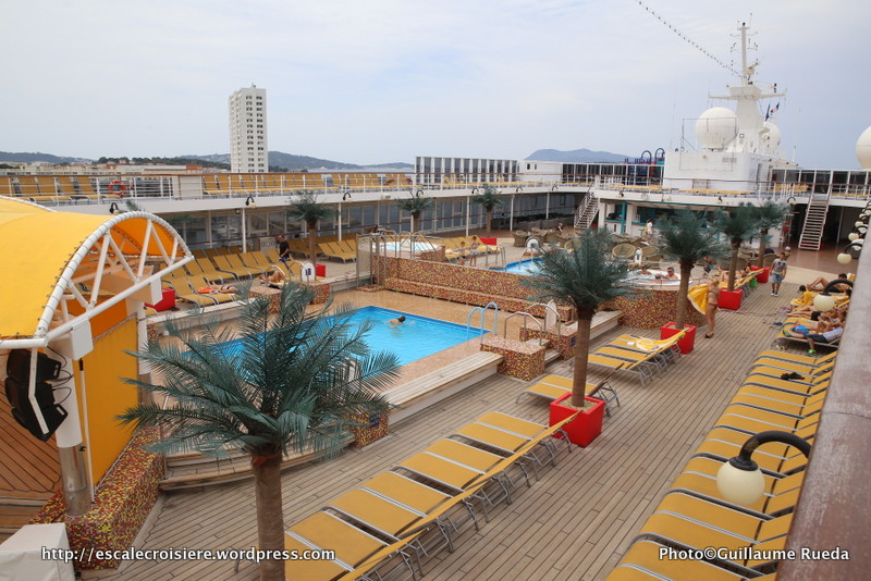 Costa neoRiviera - Piscine