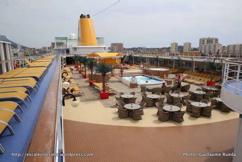 Costa neoRiviera - Piscine à remous