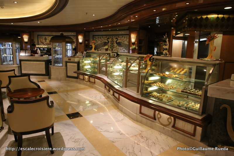 Regal Princess - Atrium