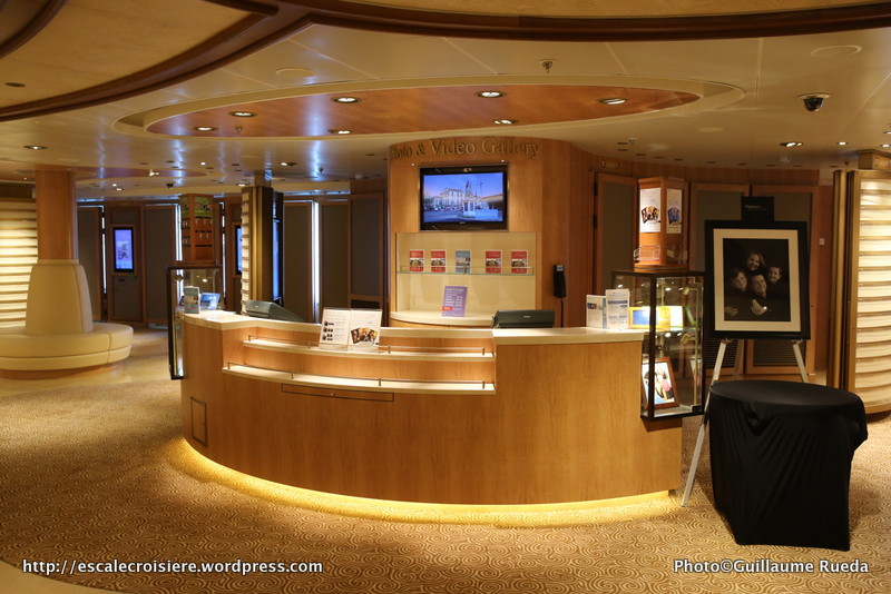 Regal Princess - Boutique photos