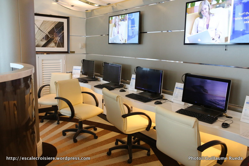 Regal Princess - Internet Café
