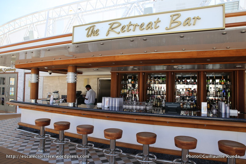 Regal Princess - Retreat bar - Piscine adultes