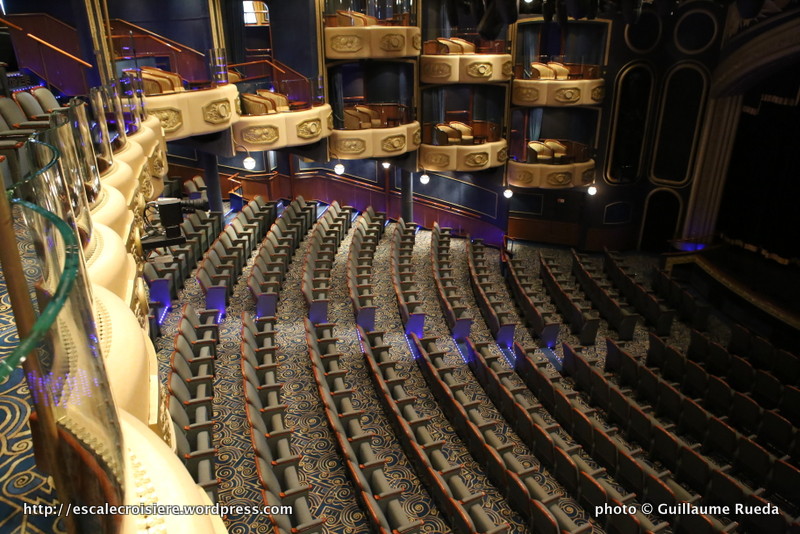 Queen Elizabeth - Royal Court Theatre