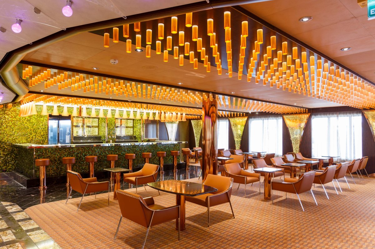 Costa Diadema Bar Bollicine