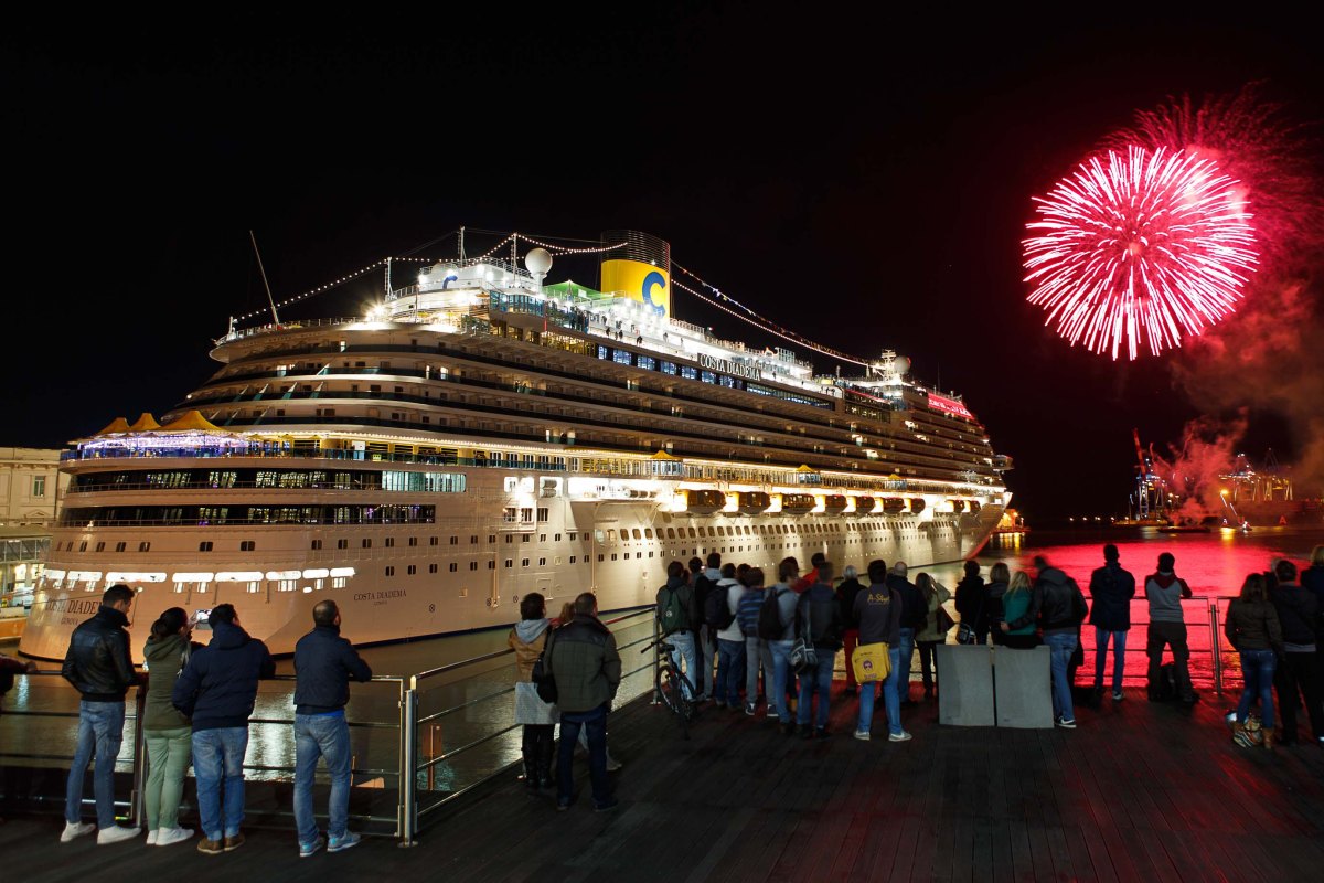Costa Diadema - feu d'artifice - Baptême - 2014-11-07