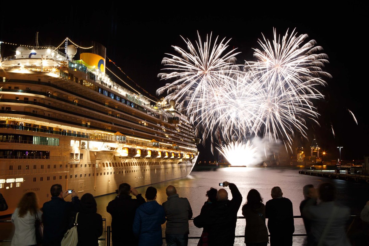 Costa Diadema - feu d'artifice - Baptême - 2014-11-07