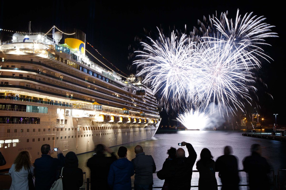 Costa Diadema - feu d'artifice - Baptême - 2014-11-07